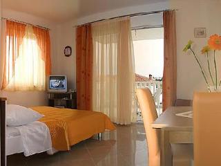 Room
Room
di Apartmani Trogir