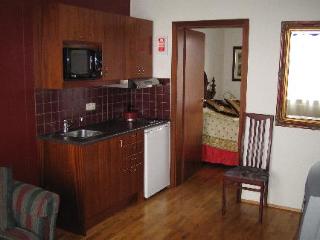 General view
General view
di Luna Hotel Apartments & Guesthouse