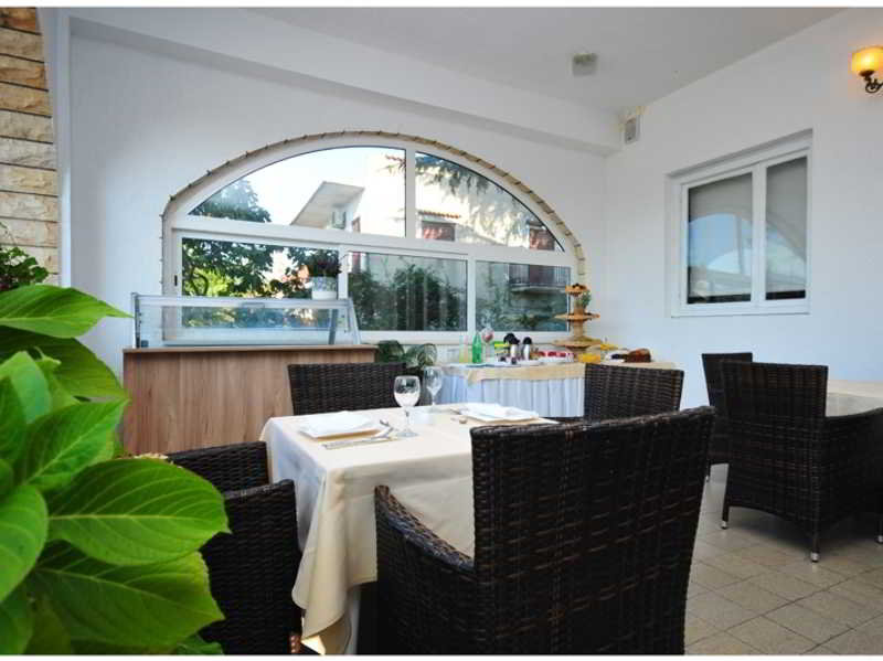 General view
General view
di Pansion Matanovi Dvori