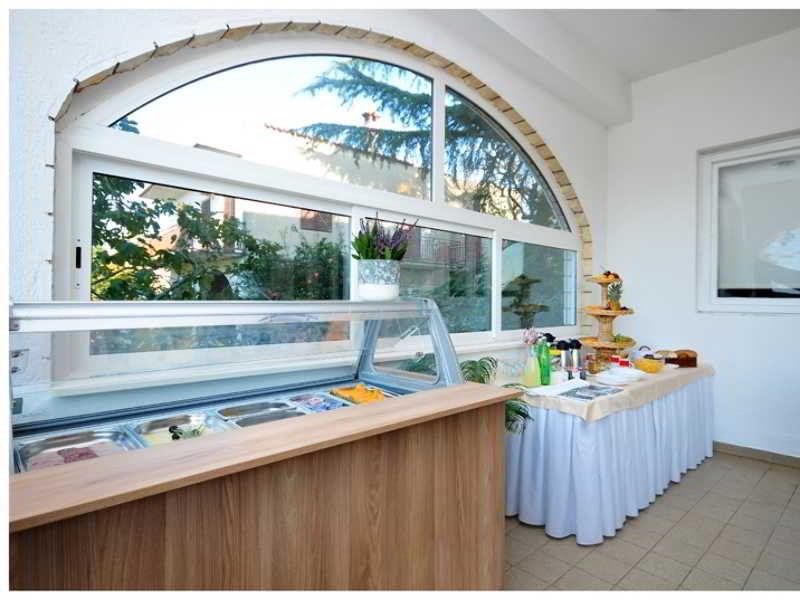 General view
General view
di Pansion Matanovi Dvori