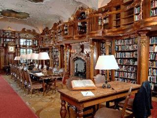 General view
General view
di Schloss Leopoldskron Meierhof