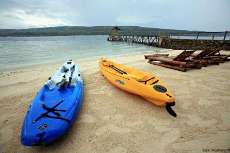 Sports and Entertainment
Sports and Entertainment
di Leticia By The Sea