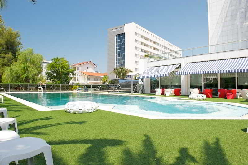 Pool
Pool
di Executive Cosenza Rende