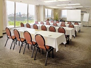 Conferences
 di Campus Tower Suite Hotel