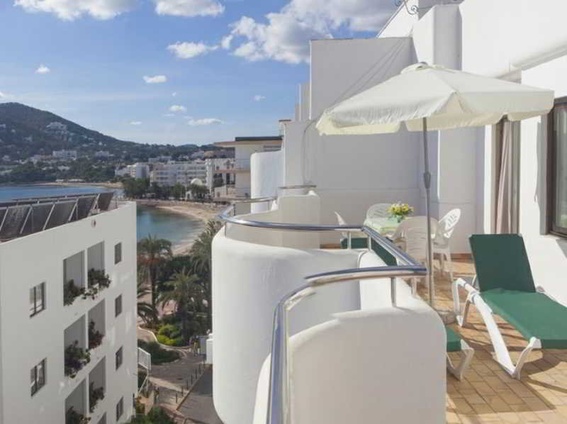 Room
Room
di Apartamentos Bon Lloc