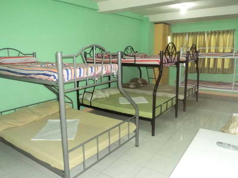 Room
Room
di Constrell Pension House