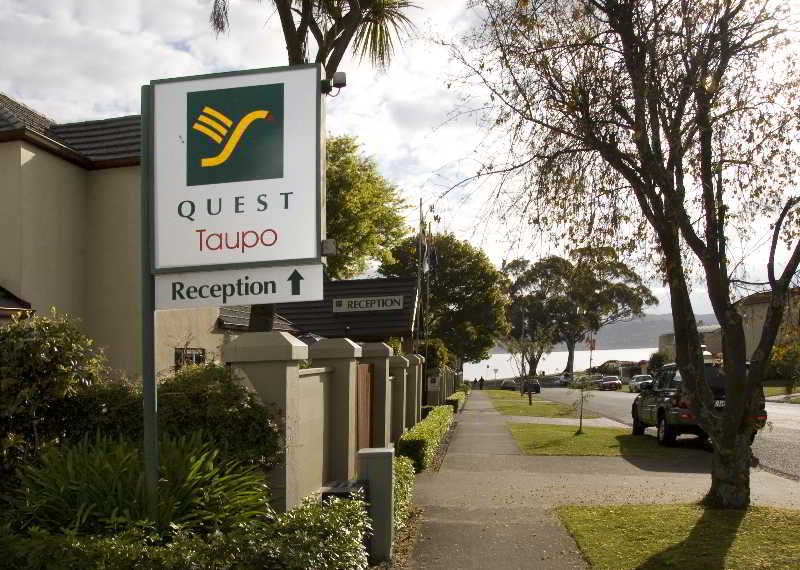 Beach
Beach
di Quest Taupo