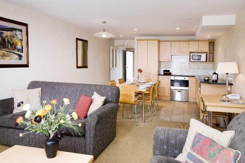 Room
Room
di Quest Taupo