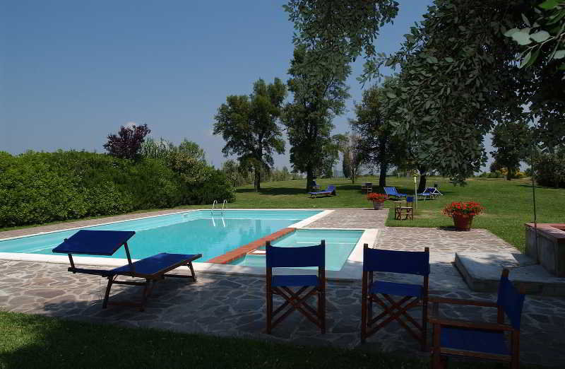 Pool
Pool
di Bosco Lazzeroni