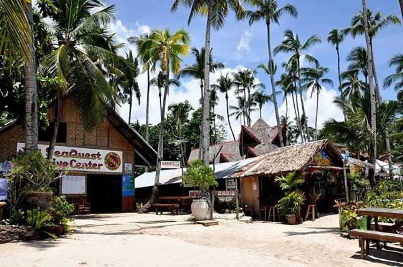 Sports and Entertainment
Sports and Entertainment
di Oasis Resort