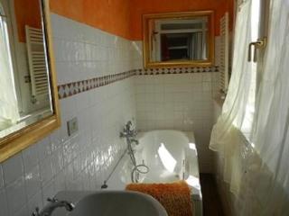 Room
Room
di B&B Al Viale Papa Giovanni