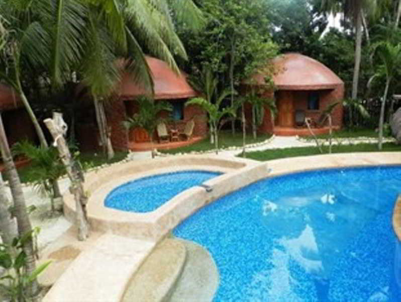 Pool
Pool
di Panglao Chocolate Hills Resort