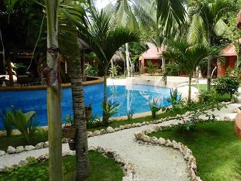 Pool
Pool
di Panglao Chocolate Hills Resort
