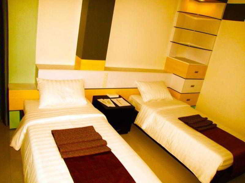 Room
Room
di The Metropolis Suites