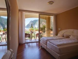 General view
General view
di Hotel Savoy Palace