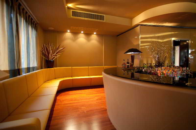 Bar
Bar
di Hotel Kristal Palace