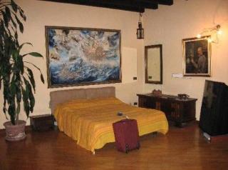 General view
General view
di L Angolo Del Poeta B&B