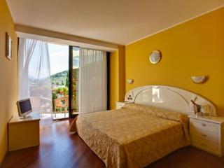 General view
General view
di Hotel Garda