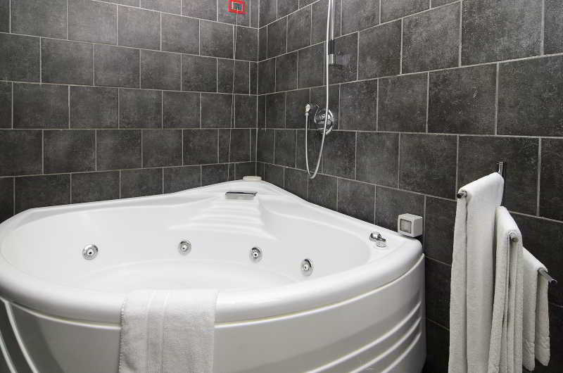 Room
Room
di Covo Degli Angioini