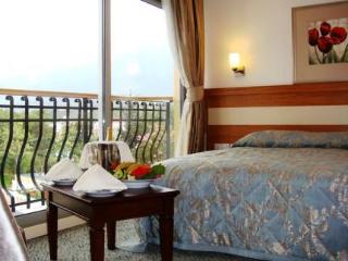 General view
General view
di Buyuk Anadolu Girne Hotel