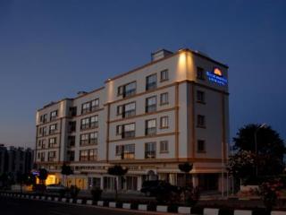 General view
General view
di Buyuk Anadolu Girne Hotel