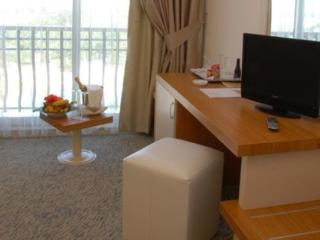 General view
General view
di Buyuk Anadolu Girne Hotel