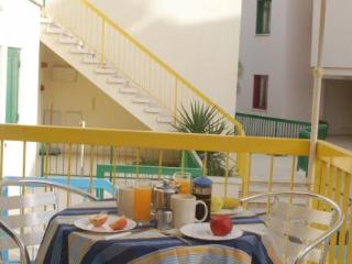 General view
General view
di Sea N Lake View Hotel Apts