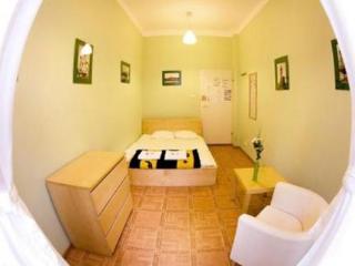 General view
General view
di Nathans Villa Hostel Warsaw