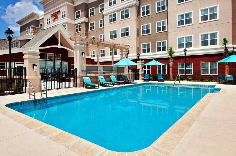 Pool
 di Residence Inn Gainesville I-75