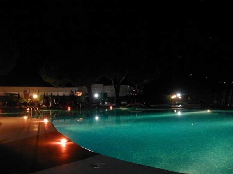 Pool
Pool
di Aviotel Residence Hotel