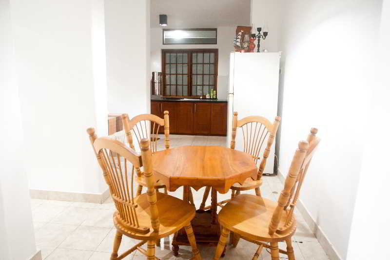 Terrace
Terrace
di Lavinia Villa