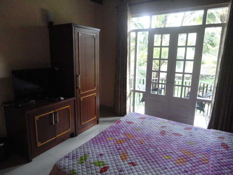 Room
Room
di Seven Eleven