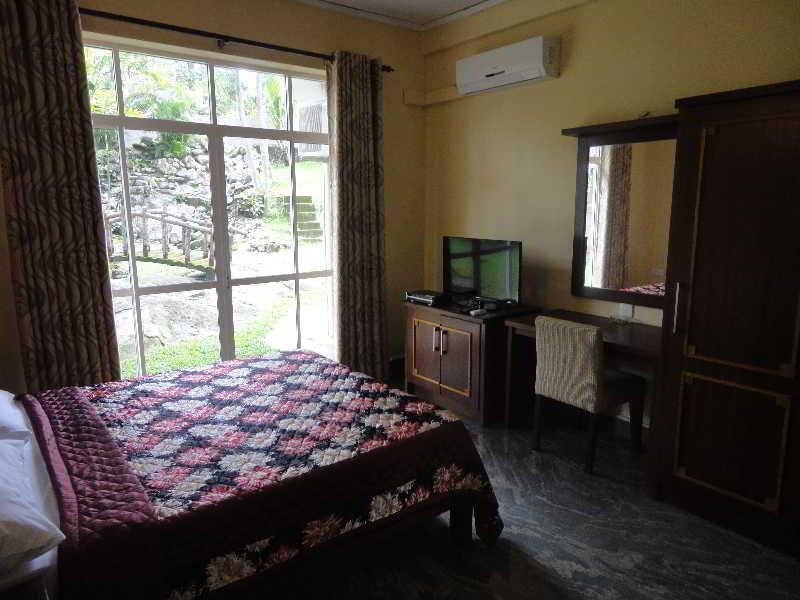 Room
Room
di Seven Eleven