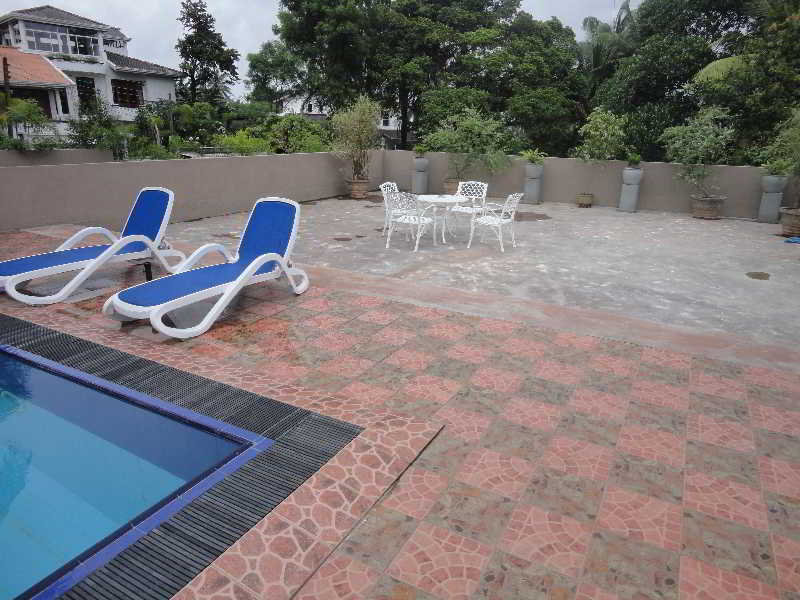 Room
Room
di Seven Eleven