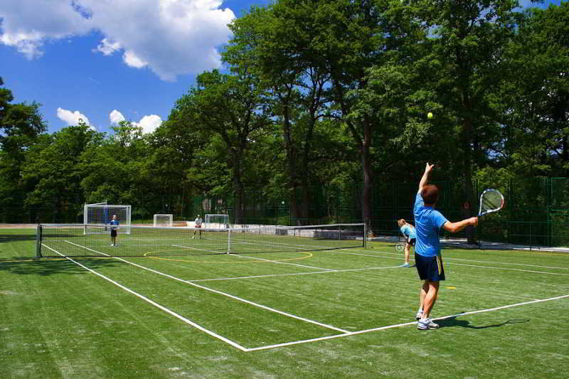 Sports and Entertainment
Sports and Entertainment
di Spa Hotel Calista