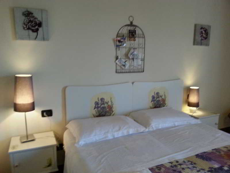 Room
Room
di La Fattoria Del Boschetto