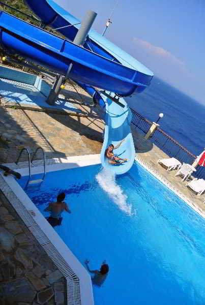 Pool
Pool
di Blue Beach Hotel