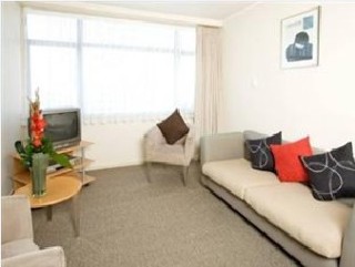 Room
Room
di Quest On Johnston