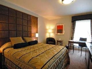 Room
Room
di Sedgebrook Hall