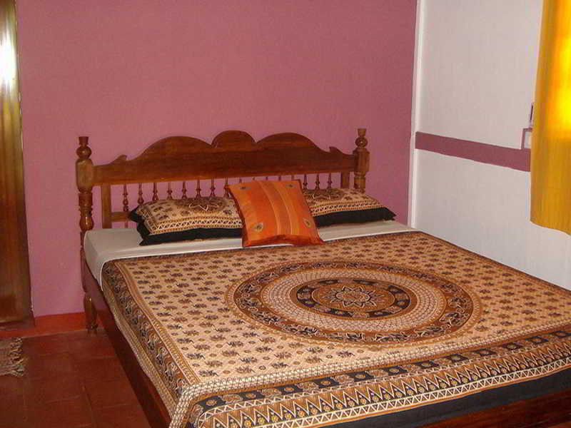 Room
Room
di Adams Wood House Cochin