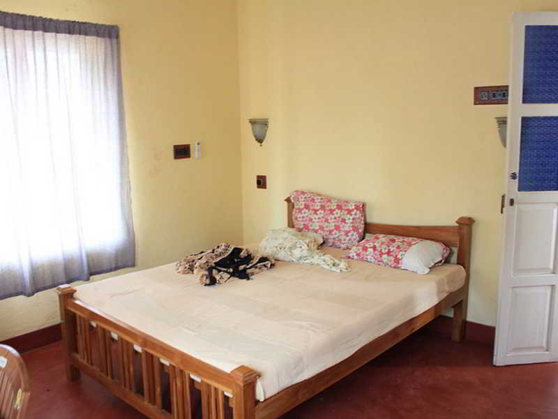 Room
Room
di Adams Wood House Cochin