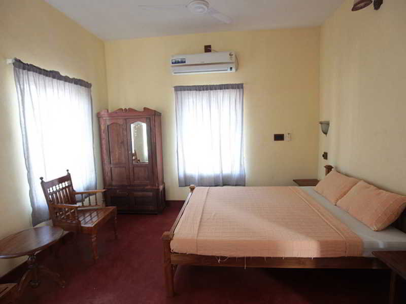 Room
Room
di Adams Wood House Cochin
