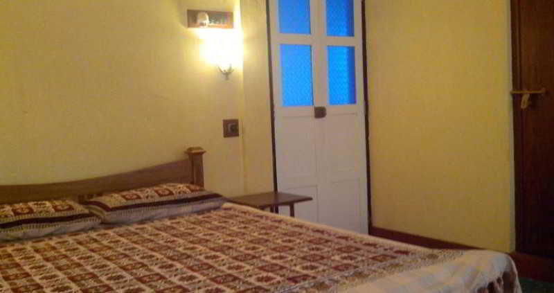 Room
Room
di Adams Wood House Cochin