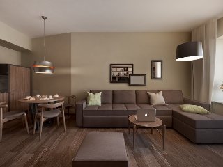 Room
Room
di Senator Apartments Maidan