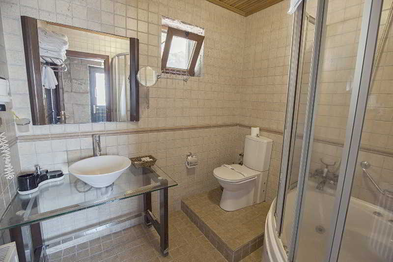 Room
Room
di Assos Kervansaray Hotel