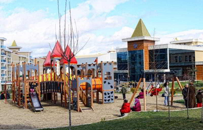 Sports and Entertainment
Sports and Entertainment
di Grand Ozgul Thermal Holiday Village