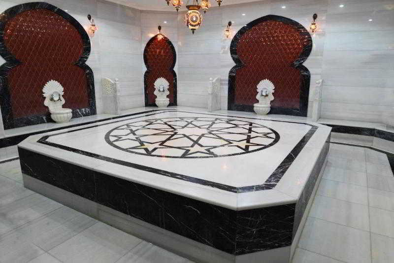 Sports and Entertainment
Sports and Entertainment
di Grand Ozgul Thermal Holiday Village