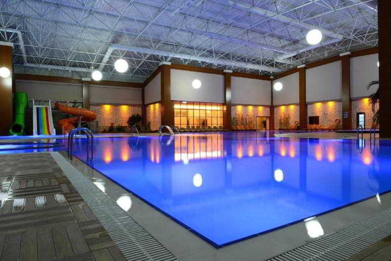 Pool
Pool
di Grand Ozgul Thermal Holiday Village
