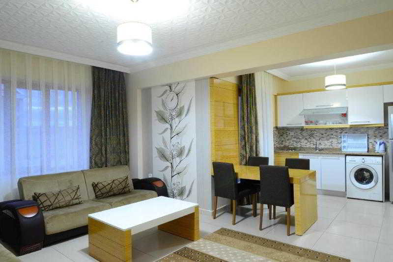 Room
Room
di Grand Ozgul Thermal Holiday Village