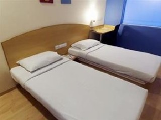 Room
Room
di Ginger Noida Sector 63